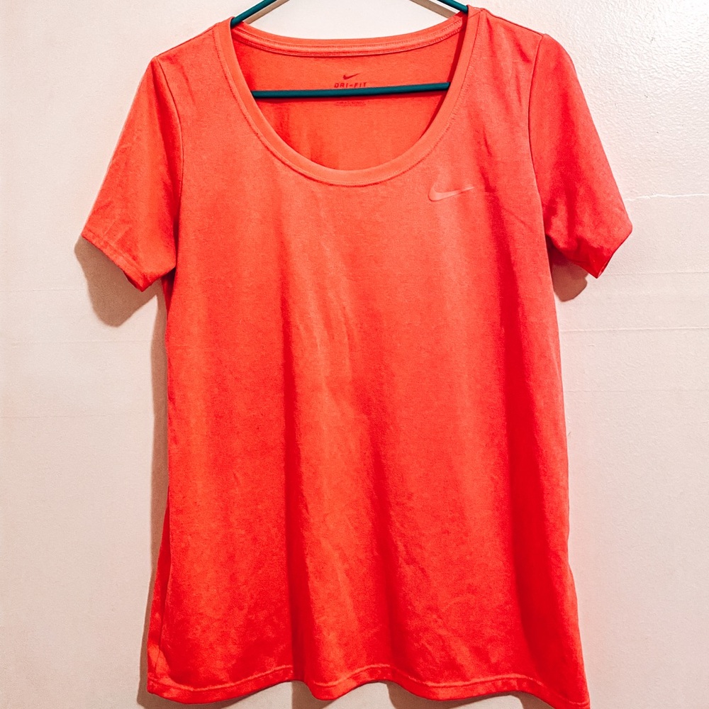 Women’s Nike Drifit Training Tee